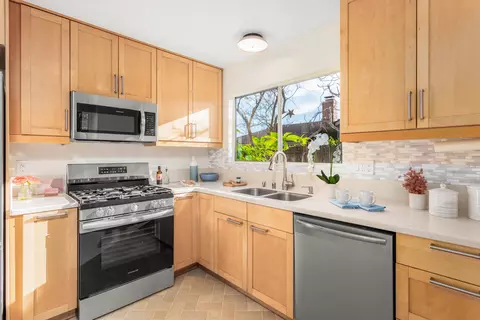 1425 Azalea Dr, Carpinteria, CA 93013 photo 9