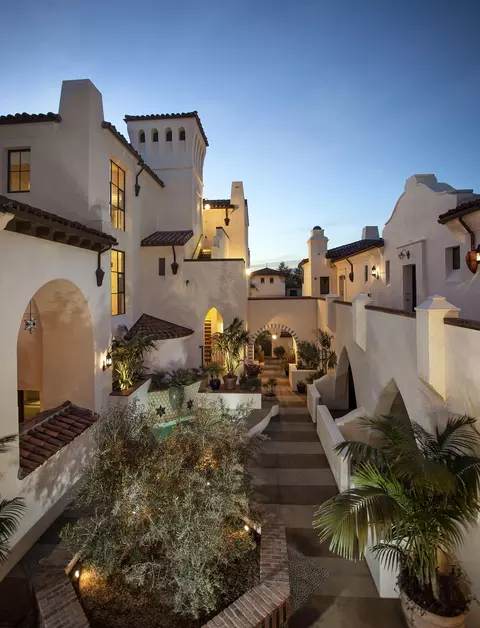 401 Chapala St #221, Santa Barbara, CA 93101