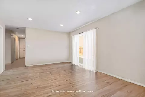 Living - 901 W Olive St, Oxnard, CA 93033 photo 3 of 3