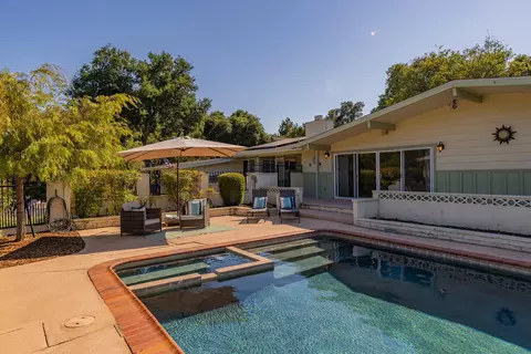 Exterior - 2027 Burnham Rd, Ojai, CA 93023 photo 9 of 13