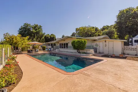 2027 Burnham Rd, Ojai, CA 93023