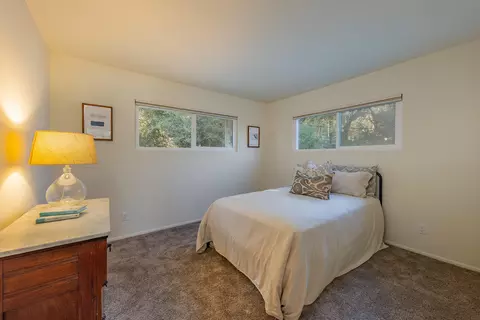 Bedroom - 2027 Burnham Rd, Ojai, CA 93023 photo 2 of 4