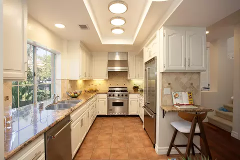 Kitchen - 7125 Georgetown Rd, Goleta, CA 93117 photo 1 of 2