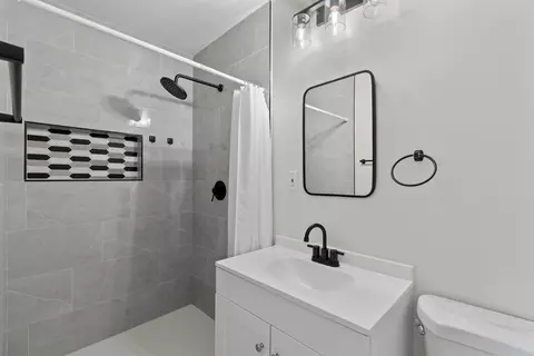 Bath - 1220 W Lime Ave, Lompoc, CA 93436 photo 2 of 3