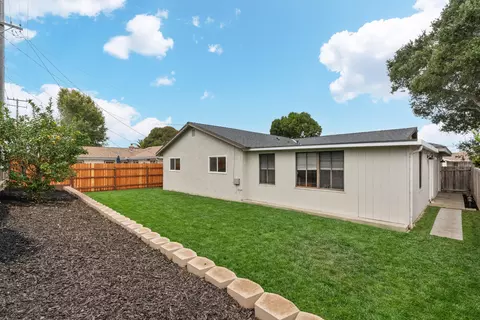 Exterior - 1220 W Lime Ave, Lompoc, CA 93436 photo 2 of 5