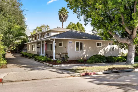 2128 Bath St, Santa Barbara, CA 93105