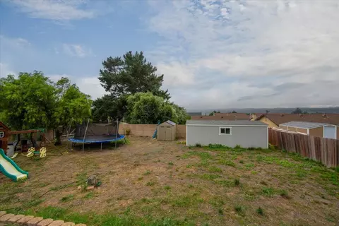 Exterior - 524 Avalon St, Lompoc, CA 93436 photo 8 of 10