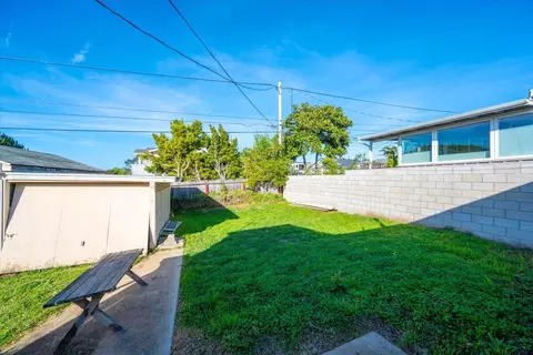 Exterior - 925 Pecho St, Morro Bay, CA 93442 photo 3 of 10