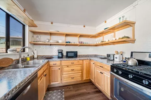 Kitchen - 925 Pecho St, Morro Bay, CA 93442 photo 2 of 2
