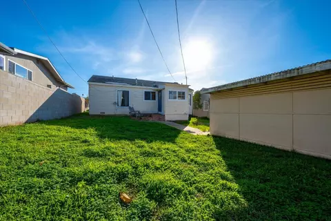 Exterior - 925 Pecho St, Morro Bay, CA 93442 photo 8 of 10