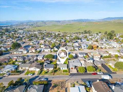 View/Area - 925 Pecho St, Morro Bay, CA 93442 photo 2 of 18