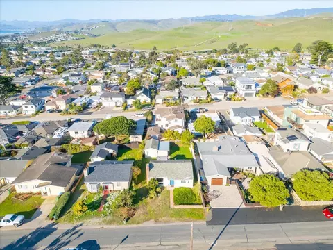 View/Area - 925 Pecho St, Morro Bay, CA 93442 photo 4 of 18