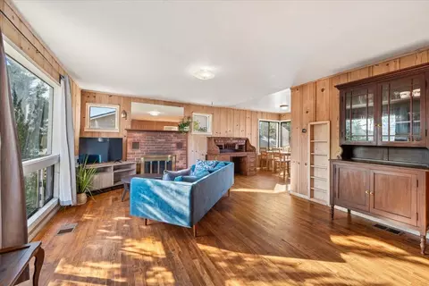 Living - 925 Pecho St, Morro Bay, CA 93442 photo 1 of 4
