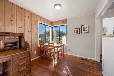 Dining - 925 Pecho St, Morro Bay, CA 93442 photo 1 of 2