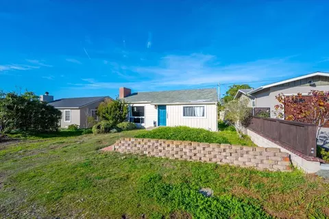 Exterior - 925 Pecho St, Morro Bay, CA 93442 photo 10 of 10