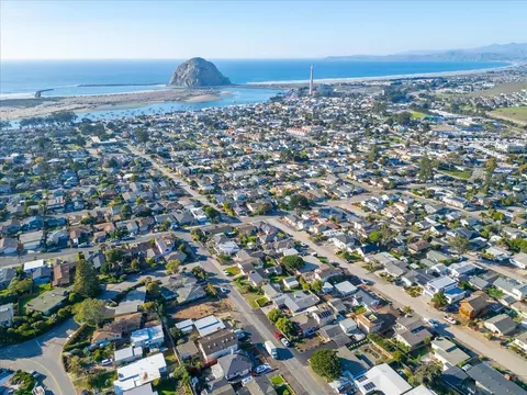 View/Area - 925 Pecho St, Morro Bay, CA 93442 photo 1 of 18