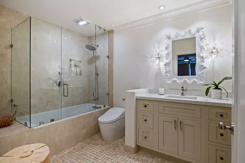 Bath - 3375 Foothill Rd #923, Carpinteria, CA 93013 photo 1 of 2