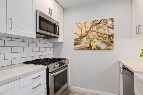 Kitchen - 5290 Overpass Rd #10, Goleta, CA 93111 photo 6 of 6