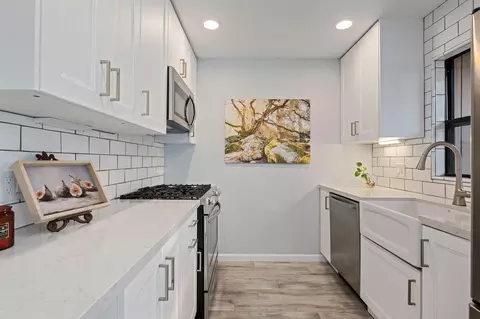 Kitchen - 5290 Overpass Rd #10, Goleta, CA 93111 photo 1 of 6