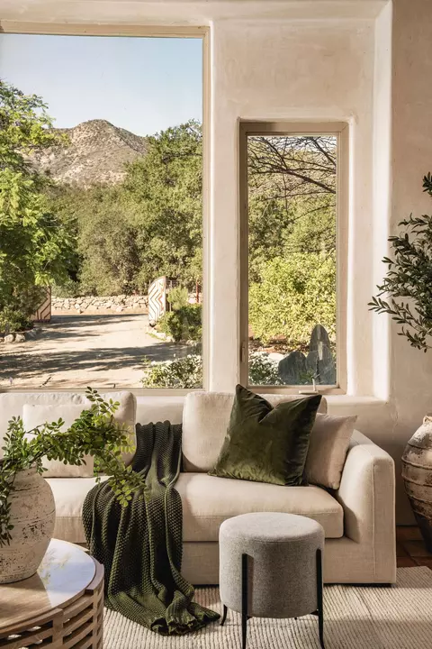 Living - 3450 Thacher Rd, Ojai, CA 93023 photo 4 of 4