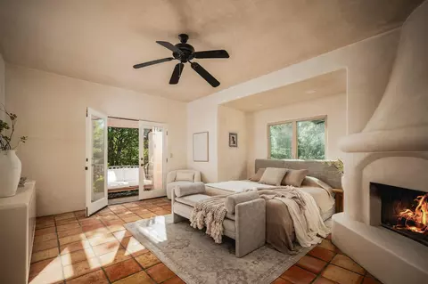 Bedroom - 3450 Thacher Rd, Ojai, CA 93023 photo 1 of 5