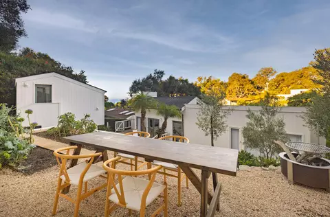 922 Fellowship Rd, Santa Barbara, CA 93109
