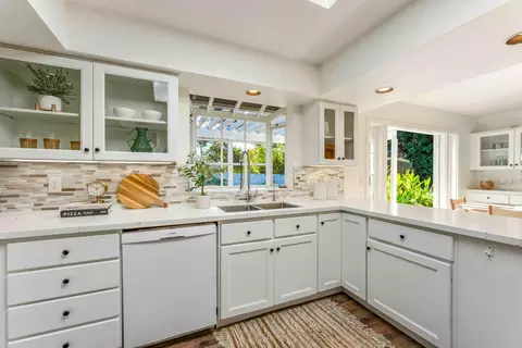 Kitchen - 138 Serafin Way, Carpinteria, CA 93013 photo 1 of 3