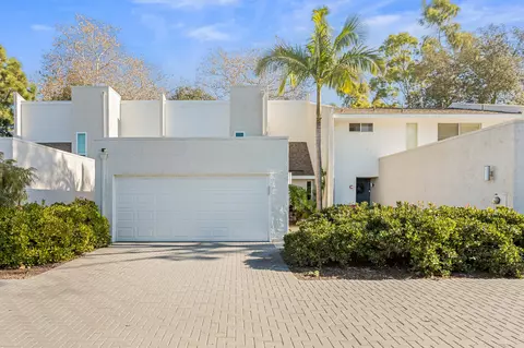 5087 Rhoads Ave #B, Santa Barbara, CA 93111