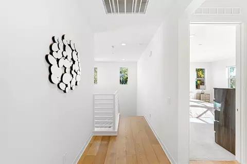 Entry Way - 4009 Green Heron Spring Dr, Carpinteria, CA 93013 photo 4 of 5