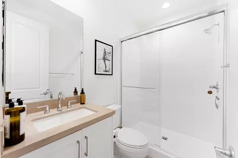 Bath - 4009 Green Heron Spring Dr, Carpinteria, CA 93013 photo 3 of 3