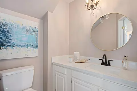 Bath - 748 Hillside Dr, Solvang, CA 93463 photo 3 of 3