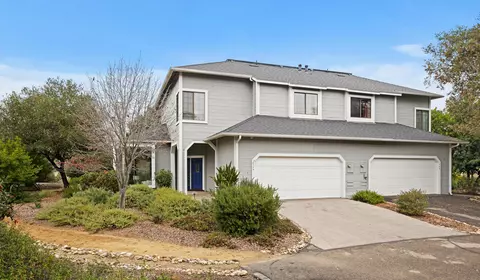 748 Hillside Dr, Solvang, CA 93463