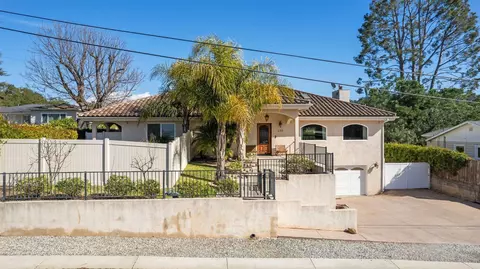 Exterior - 130 Oak Dr, Oak View, CA 93022 photo 8 of 8