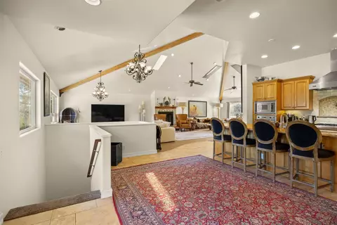 Entry Way - 130 Oak Dr, Oak View, CA 93022 photo 1 of 2