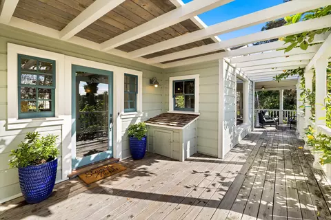 Exterior - 3180 Serena Ave, Carpinteria, CA 93013 photo 4 of 10
