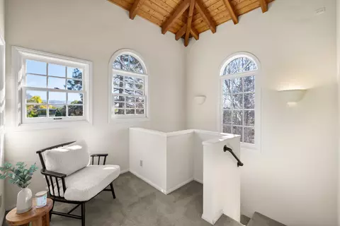 Entry Way - 3180 Serena Ave, Carpinteria, CA 93013 photo 5 of 6