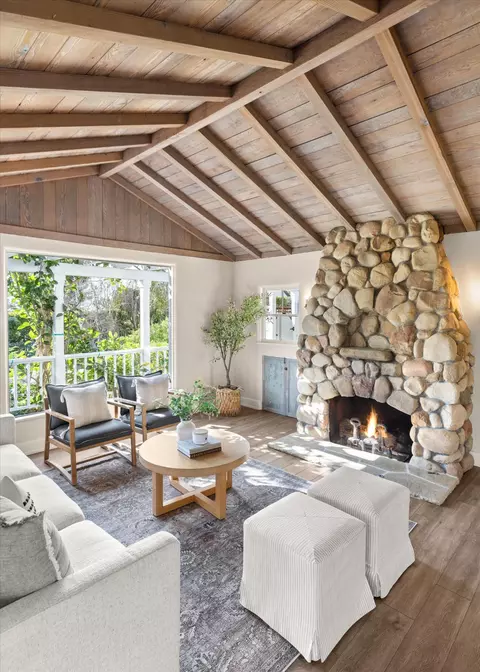 Living - 3180 Serena Ave, Carpinteria, CA 93013 photo 4 of 7