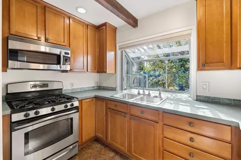 Kitchen - 3180 Serena Ave, Carpinteria, CA 93013 photo 4 of 4