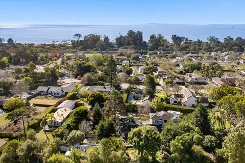 View/Area - 3180 Serena Ave, Carpinteria, CA 93013 photo 5 of 6
