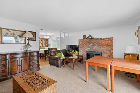 Living - 4088 Stardust Rd, Lompoc, CA 93436 photo 3 of 3