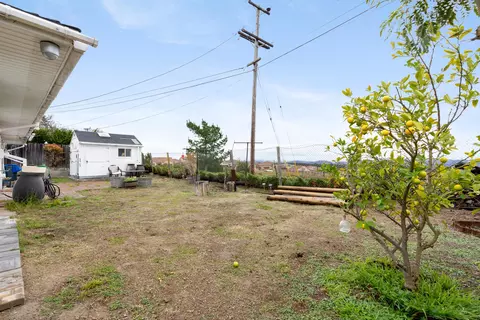 Exterior - 4088 Stardust Rd, Lompoc, CA 93436 photo 8 of 9