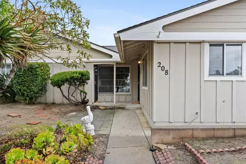 Exterior - 208 S 7th St, Lompoc, CA 93436 photo 3 of 8