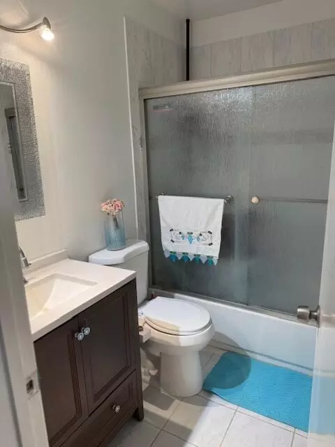 Bath - 255 Burton Mesa Blvd #C, Lompoc, CA 93436 photo 1 of 1