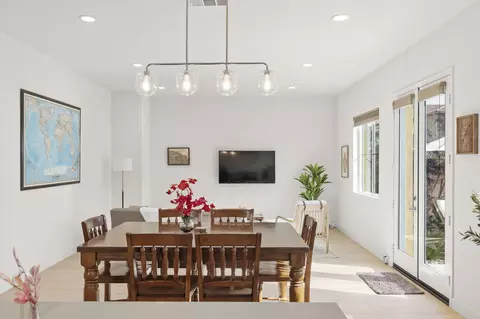 Dining - 2339 Nicklaus St, Oxnard, CA 93036 photo 4 of 4