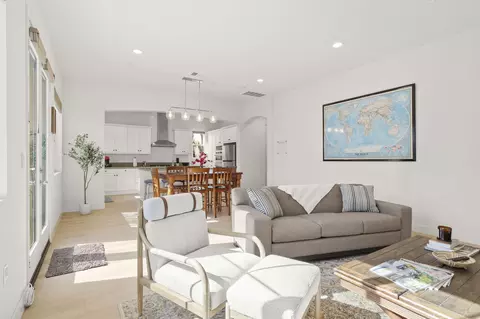 Living - 2339 Nicklaus St, Oxnard, CA 93036 photo 3 of 3