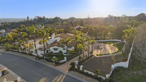 View/Area - 95 Valley Vista Dr, Camarillo, CA 93010 photo 7 of 9