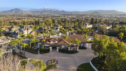 View/Area - 95 Valley Vista Dr, Camarillo, CA 93010 photo 9 of 9