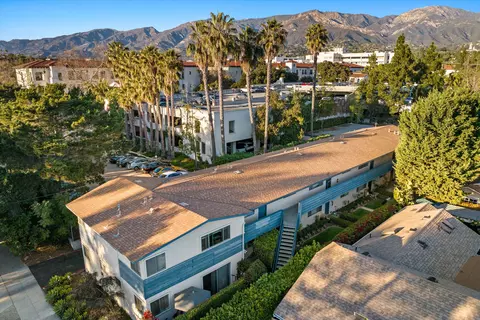 2220 Oak Park Ln, Santa Barbara, CA 93105