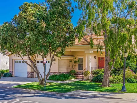 70 Sommer Ln, Goleta, CA 93117
