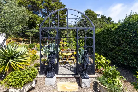 Exterior - 448 Court Pl, Montecito, CA 93108 photo 13 of 15